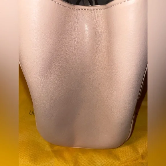 Valentino by Mario Valentino Angelina D Leather Shoulder Bag Pink - Picture 7 of 8